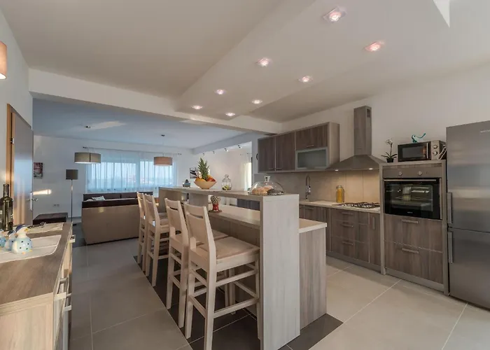 Gorgeous In With Wifi Vakantiehuis Debeljak