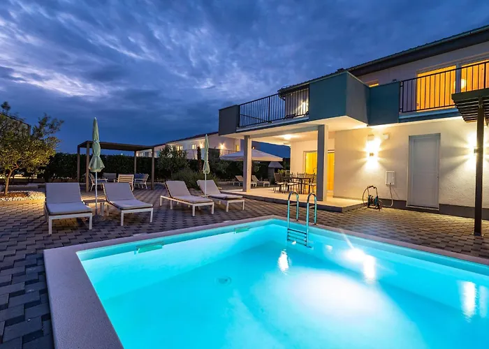 Gorgeous In With Wifi Vakantiehuis Debeljak